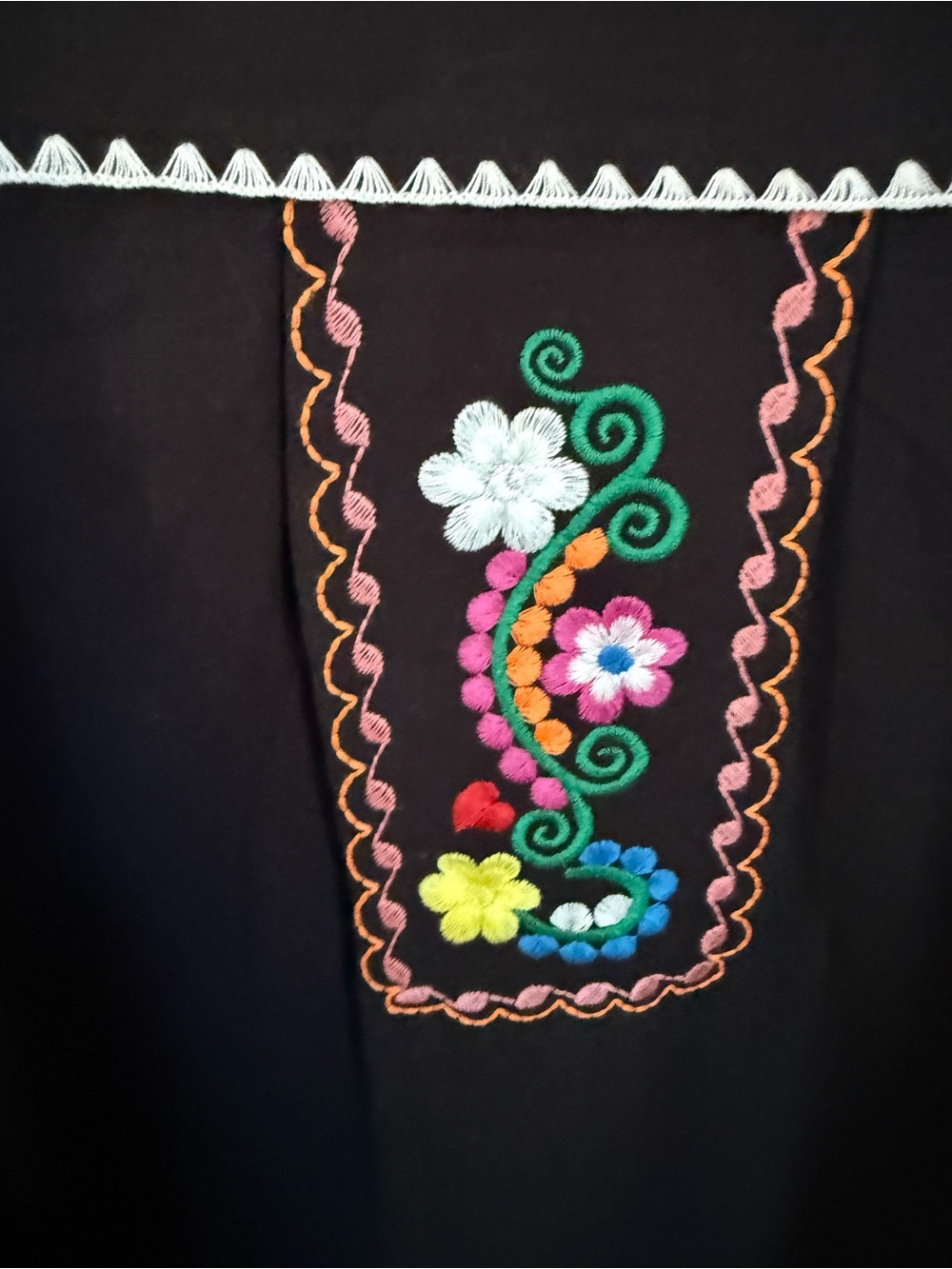 100% Cotton Black Embroidered Floral Boho Dress - Picture 4 of 11